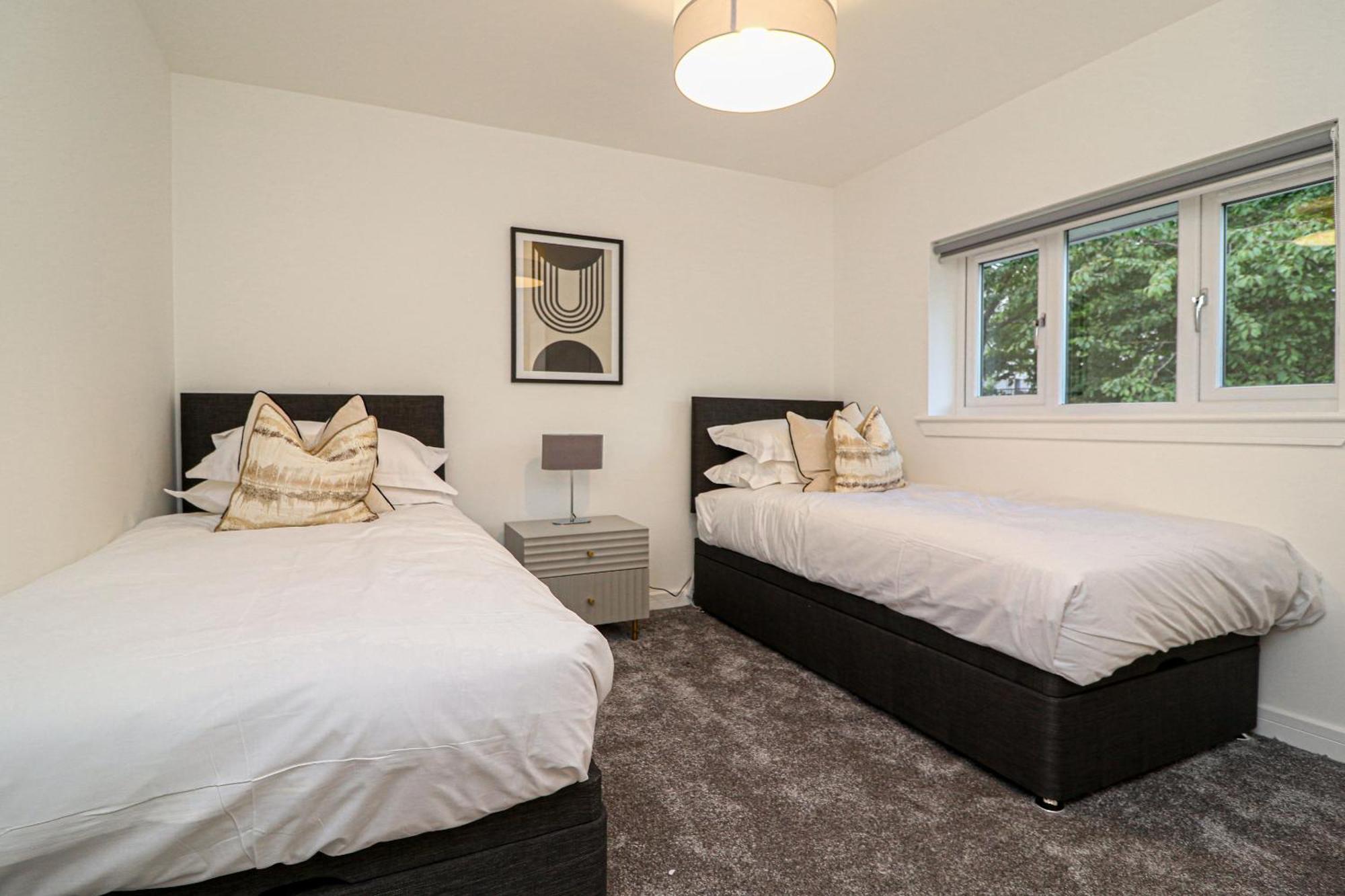 Wyndford Riverside House Glasgow Esterno foto