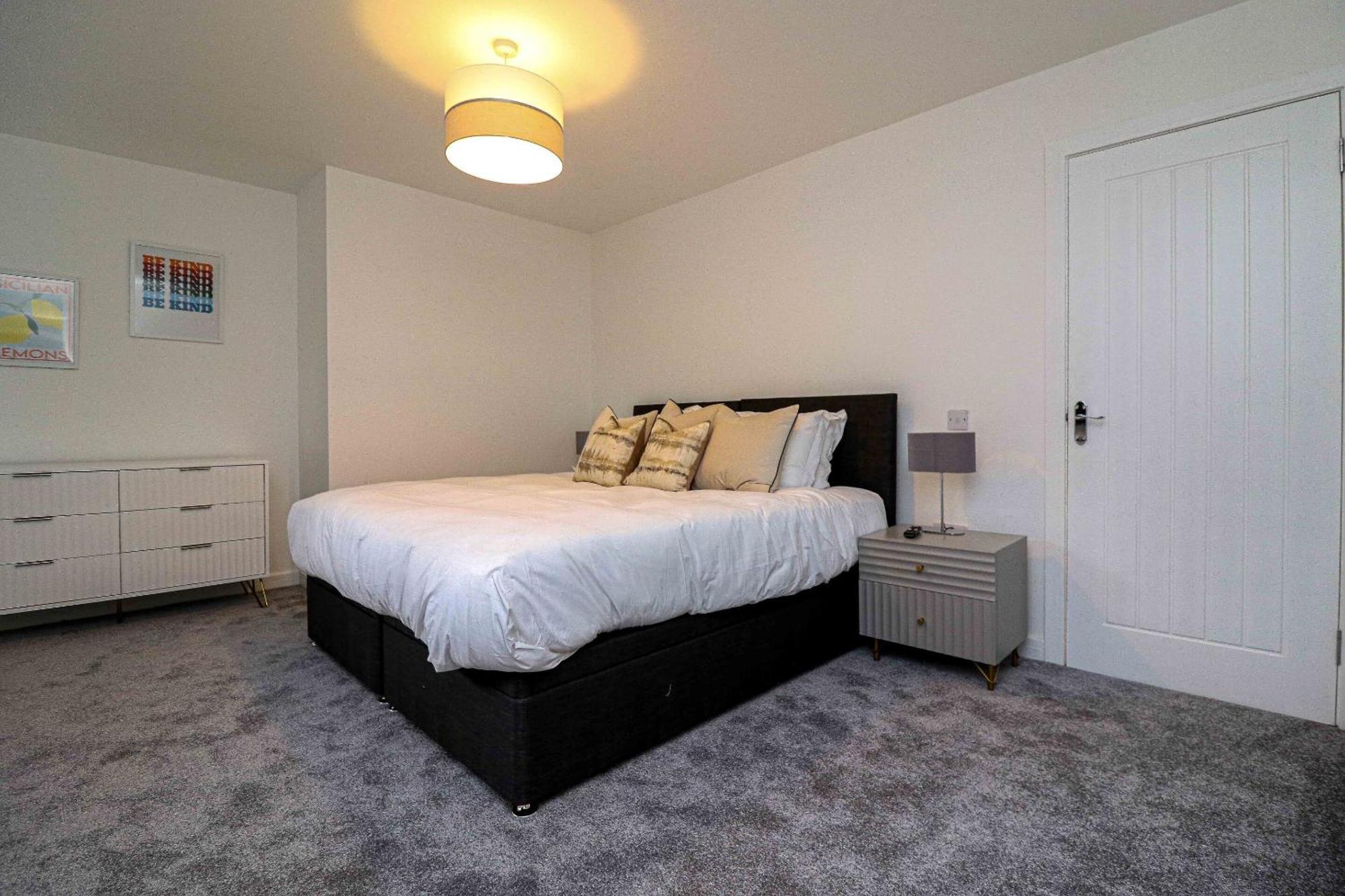 Wyndford Riverside House Glasgow Esterno foto